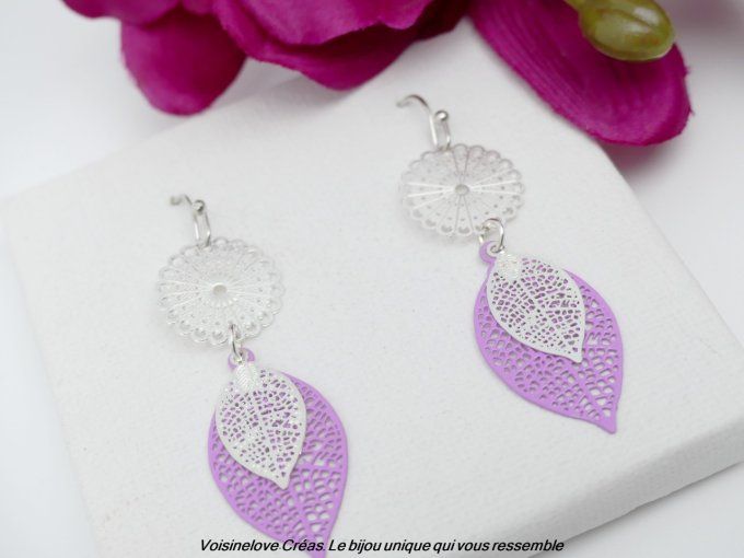 Boucles d'oreilles feuilles filigranes argenté et mauve