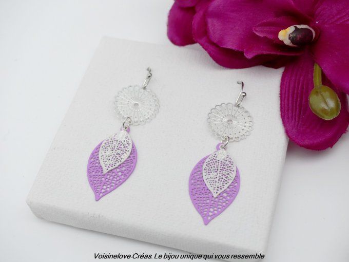 Boucles d'oreilles feuilles filigranes argenté et mauve