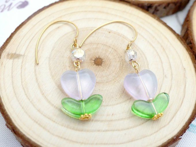 boucles d'oreilles fleurs en perles de verre