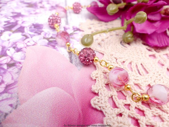 Collier romantique en perle de verre rose et doré